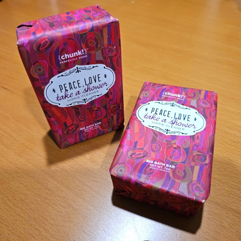 Perfectly Posh vegan bath bars. Qty 2! Patchouli, citrus, & amber fragrance
